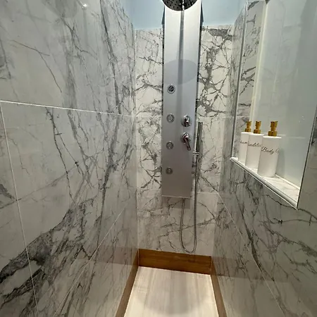 Pensión Le Porte Di 3*